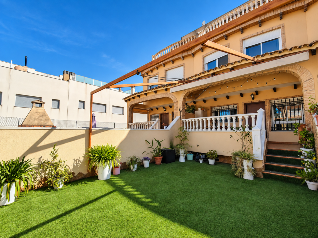 Town House w Guardamar del Segura - oferta MLSC4611718