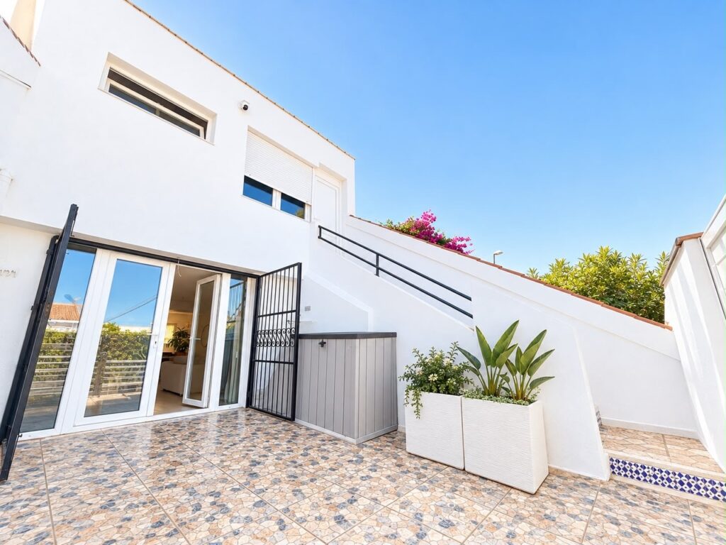 Town House w Los Balcones - oferta MLSC2308540