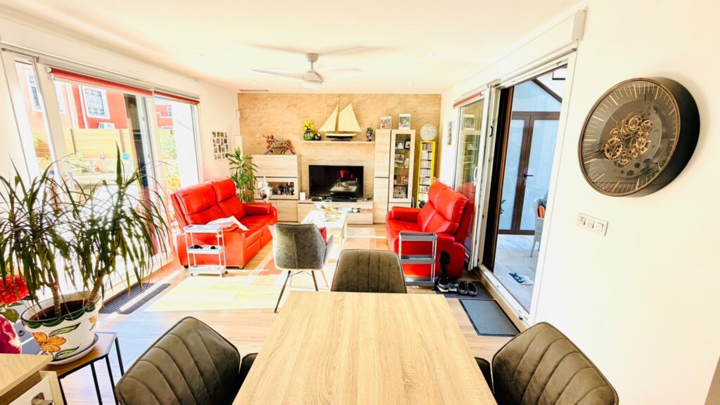 Town House w Los Montesinos - oferta MLSC8682881