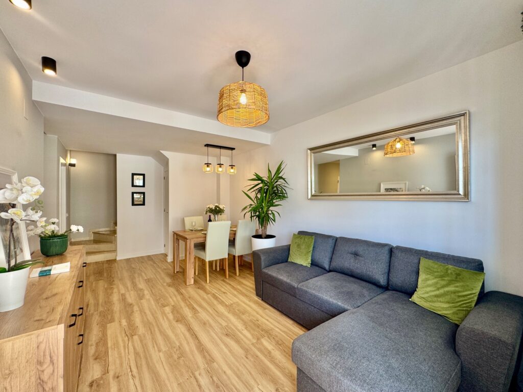 Town House w Orihuela Costa - oferta MLSC815333