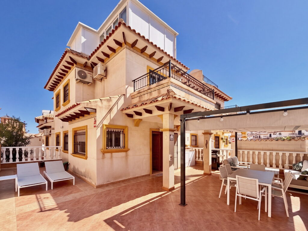 Town House w Orihuela Costa - oferta MLSC8807861