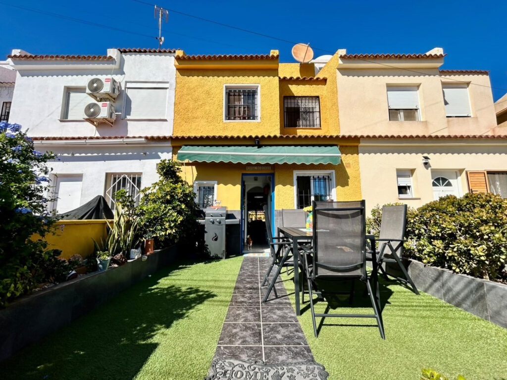 Town House w Torrevieja - oferta MLSC3626016