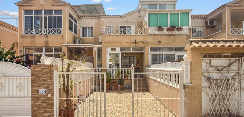 Town House w Torrevieja - oferta MLSC7635992