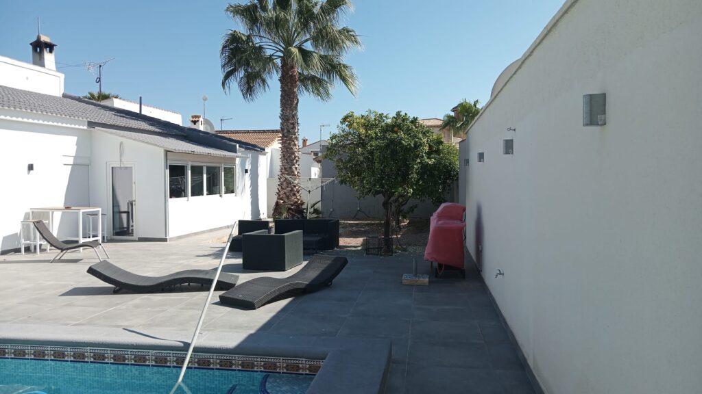 Villa w Cabo Roig - oferta MLSC6601936
