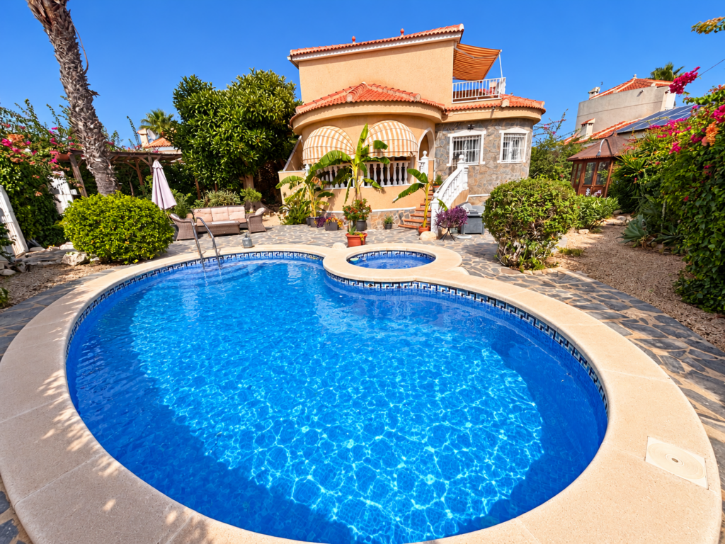Villa w Ciudad Quesada - oferta MLSC2483137