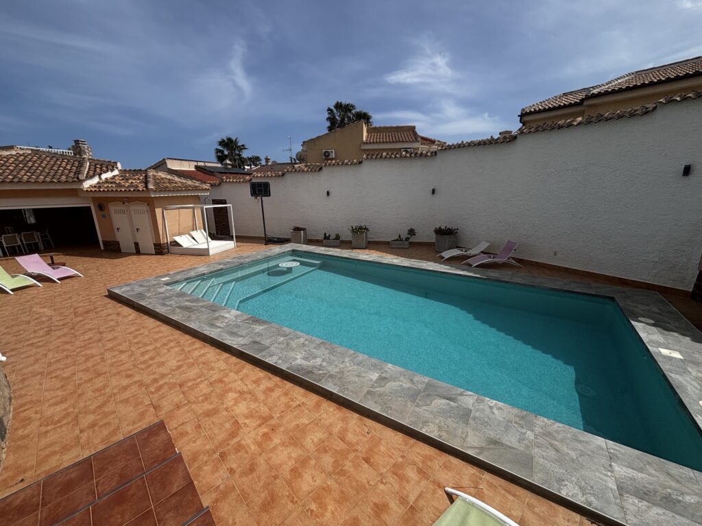 Villa w Ciudad Quesada - oferta MLSC4893316