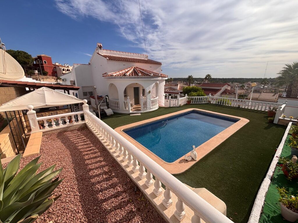 Villa w Ciudad Quesada - oferta MLSC6180281