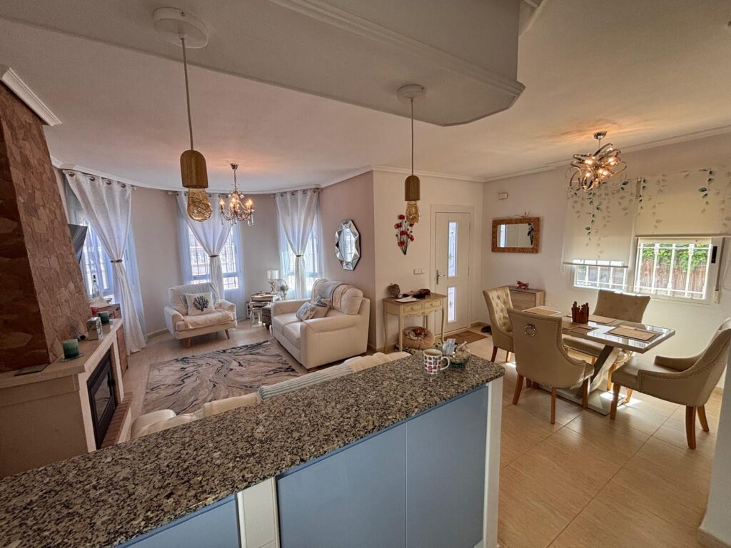 Villa w Guardamar del Segura - oferta MLSC8194585