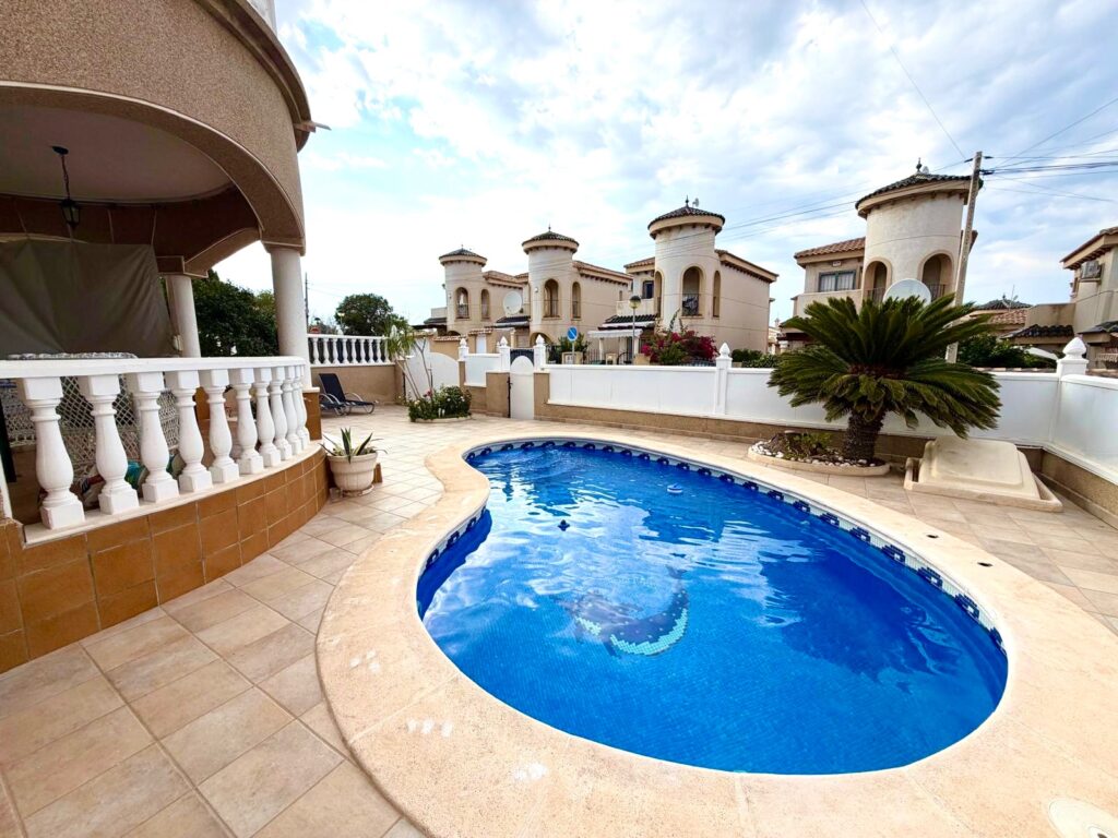 Villa w Orihuela Costa - oferta MLSC2080262