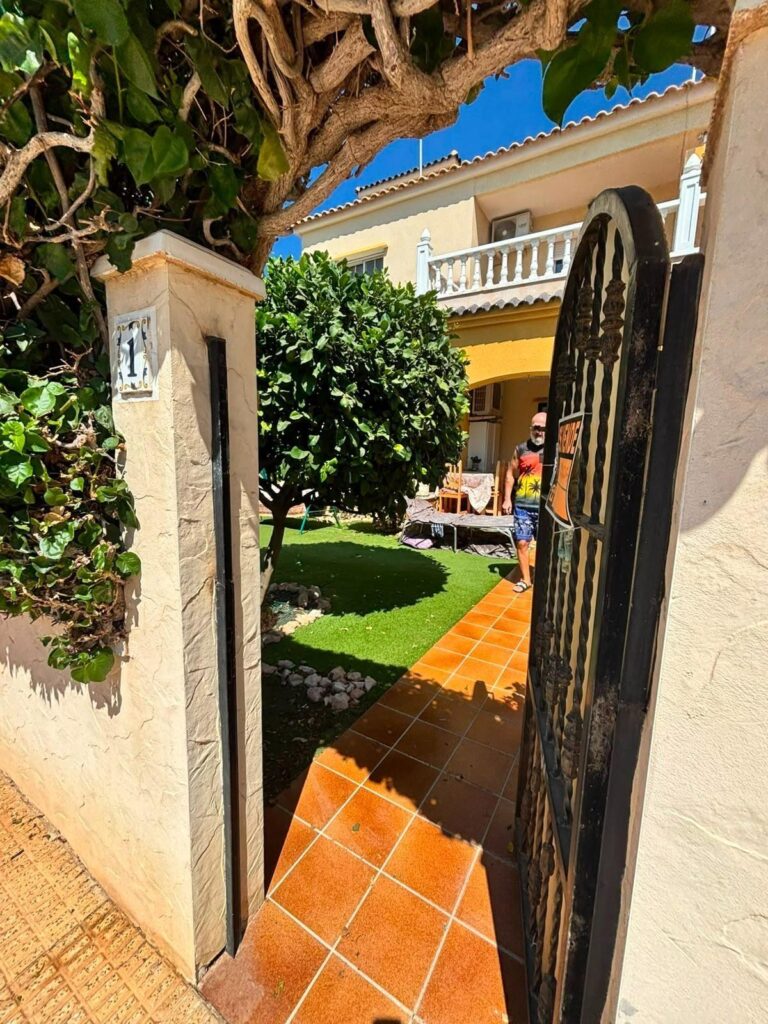 Villa w Orihuela Costa - oferta MLSC949330
