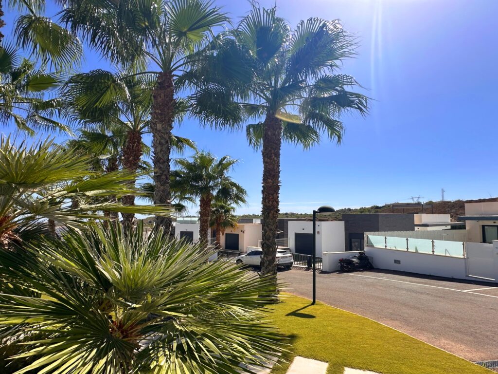 Villa w San Miguel de Salinas - oferta MLSC4893973