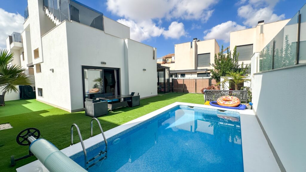 Villa w Torrevieja - oferta MLSC5376876