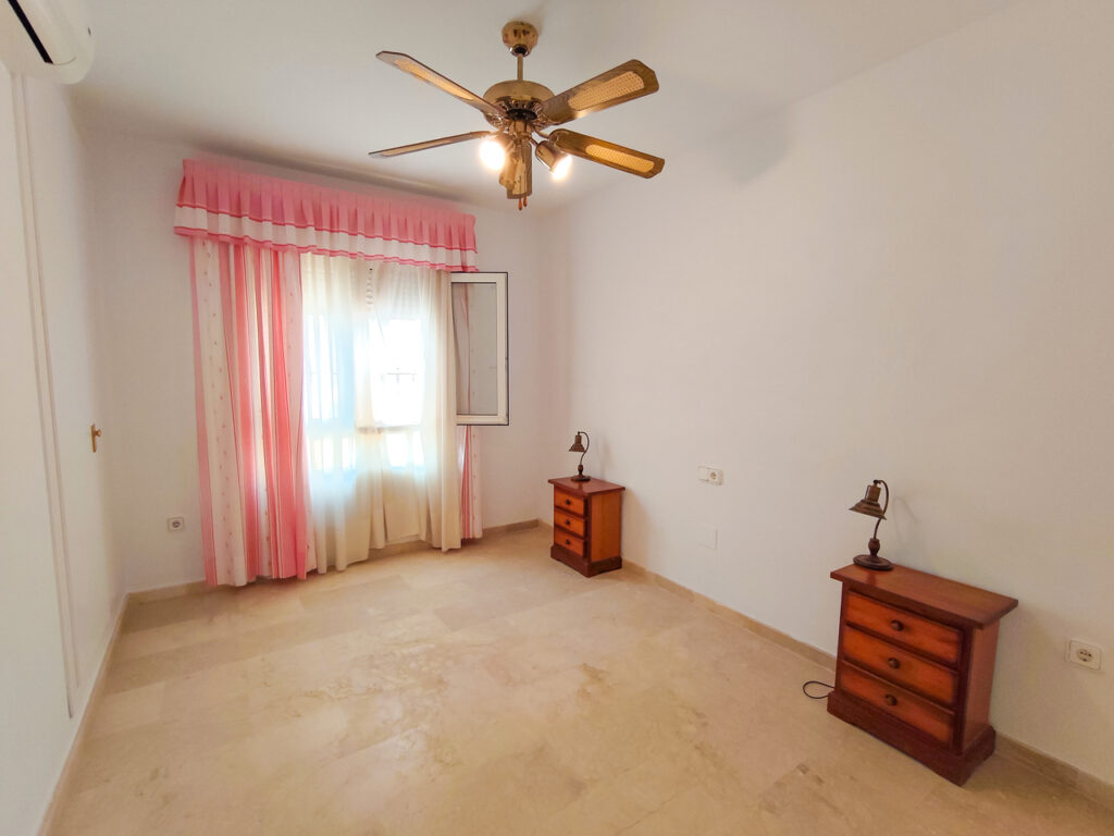 Villa w Villamartin - oferta MLSC3944152
