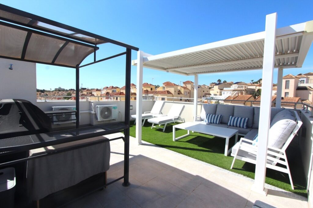 Villa w Villamartin - oferta MLSC4052349