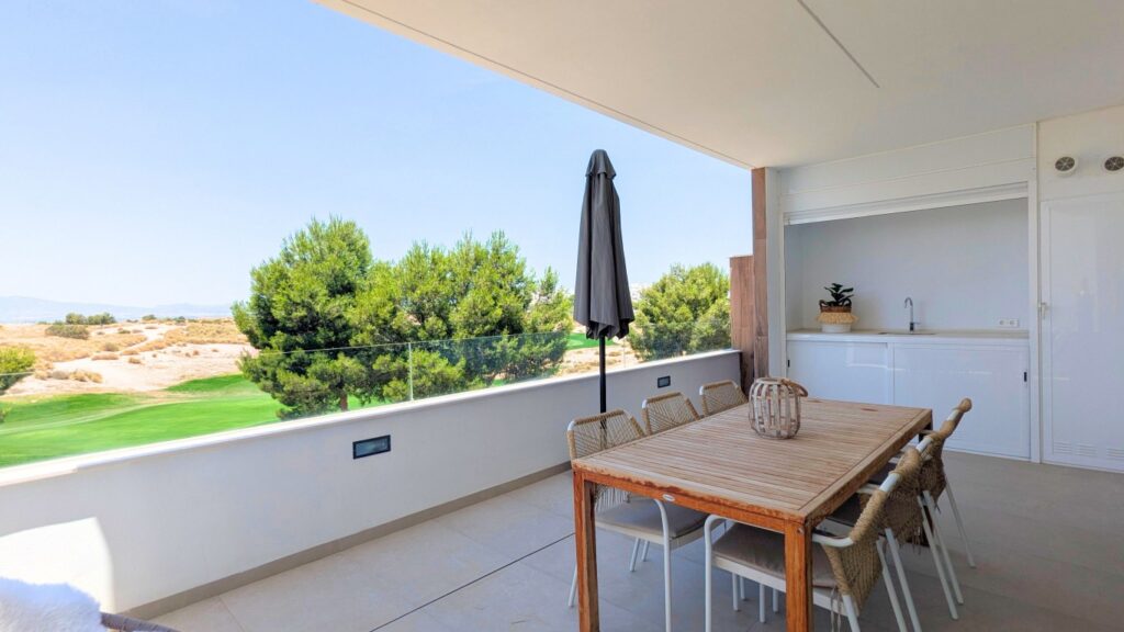 Apartment w Condado de Alhama - oferta MLSC7742035