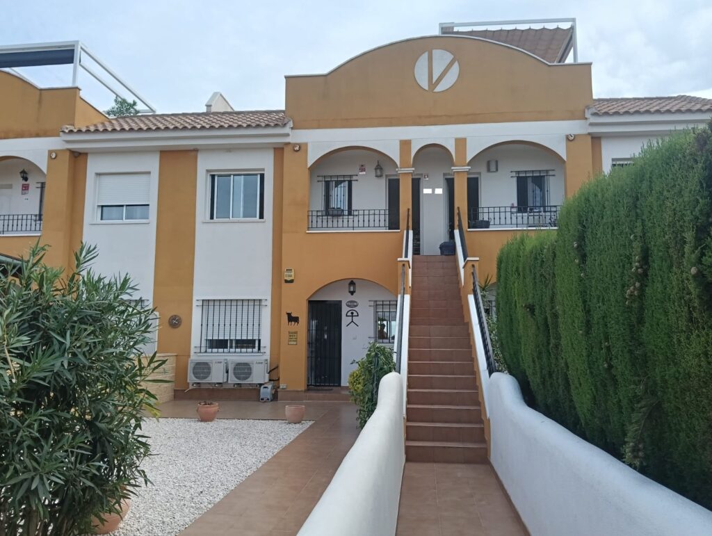 Apartment w Los Montesinos - oferta MLSC9775761