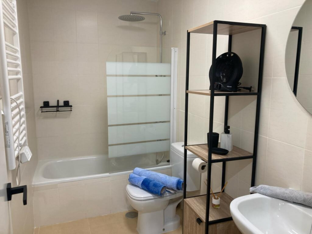 Apartment w Roldan - oferta MLSC4309035
