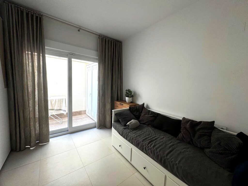Apartment w Torrevieja - oferta MLSC9354569