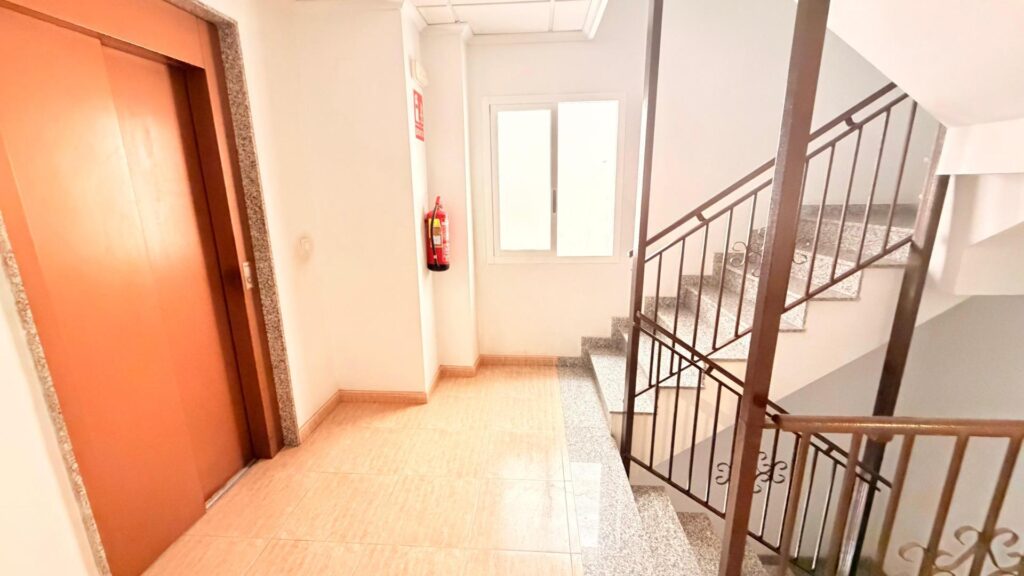Apartment w Torrevieja - oferta MLSC9913042