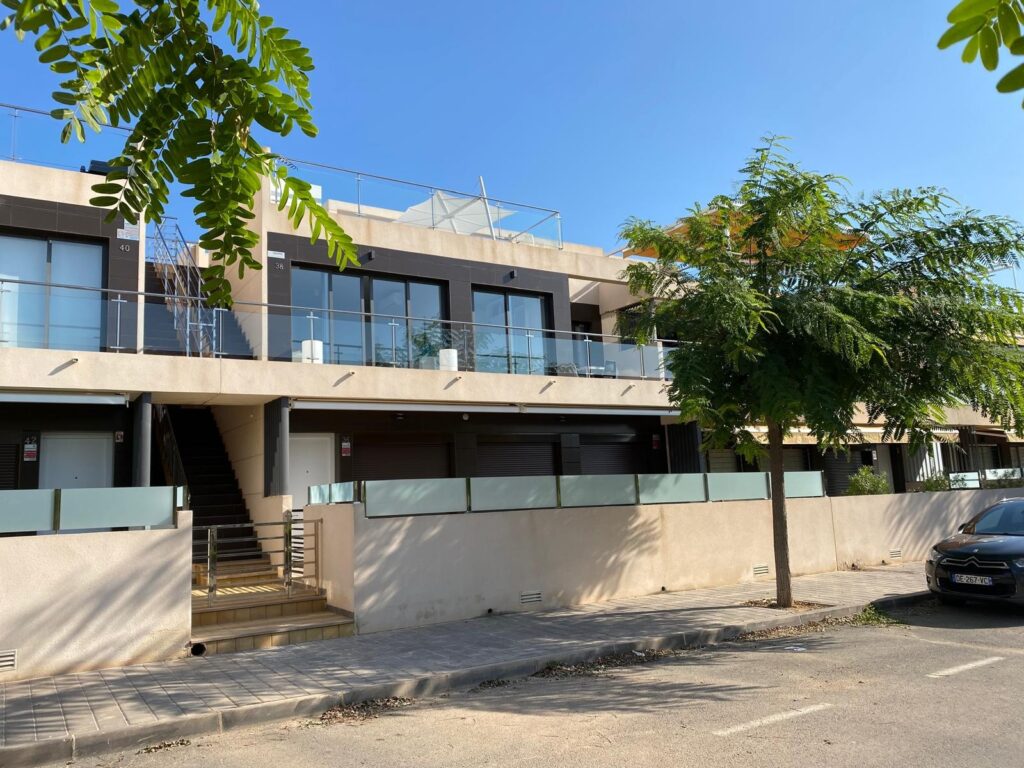 Bungalow w Pilar de La Horadada - oferta MLSC7924075