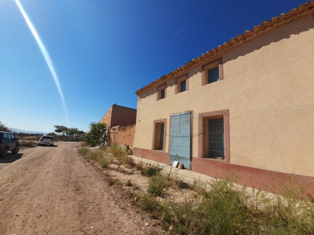 Country House w Pinoso - oferta MLSC8708244