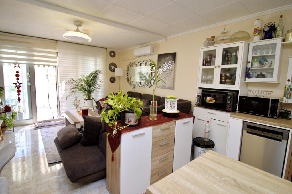 Semi Detached w Torrevieja - oferta MLSC2072364