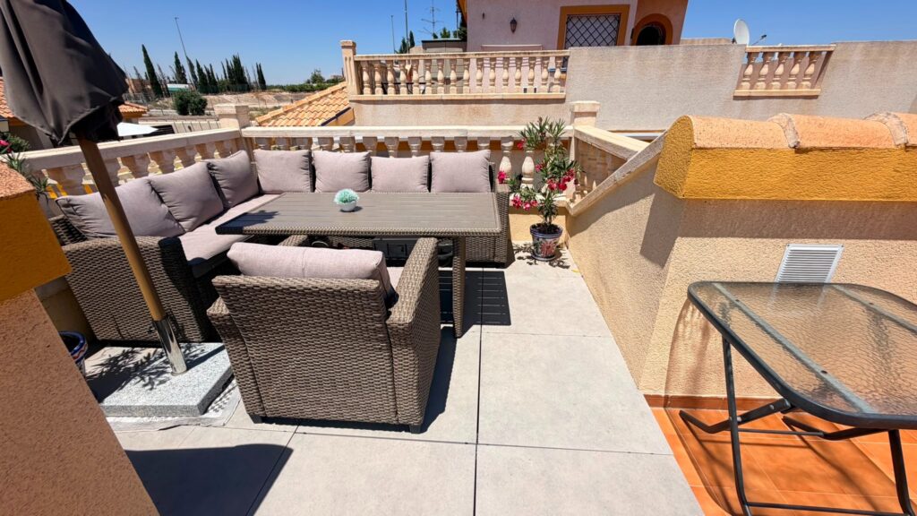 Town House w Los Montesinos - oferta MLSC2053919