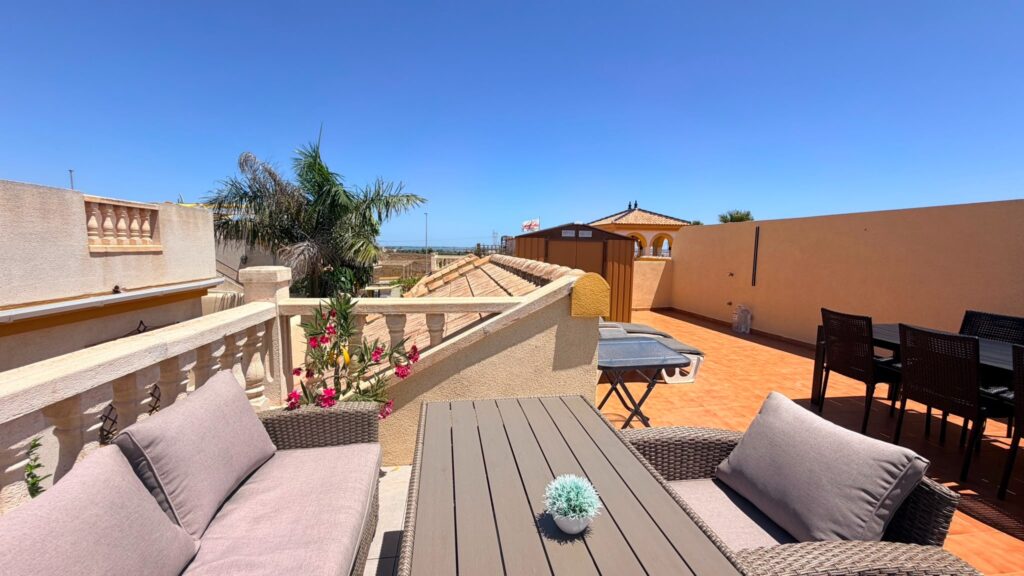 Town House w Los Montesinos - oferta MLSC2053919