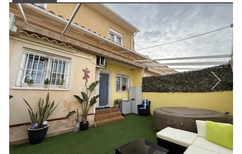 Town House w Orihuela Costa - oferta MLSC1986175