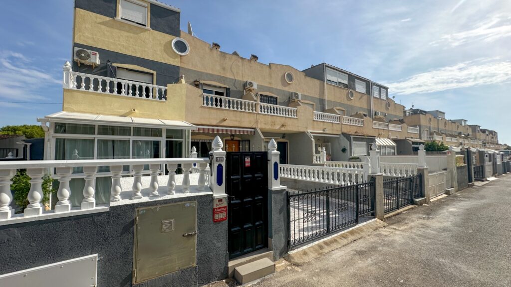Town House w Orihuela Costa - oferta MLSC737120