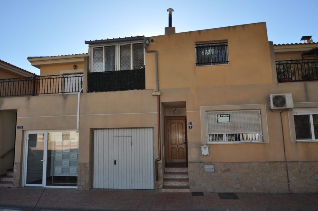 Town House w Pinoso - oferta MLSC8029132