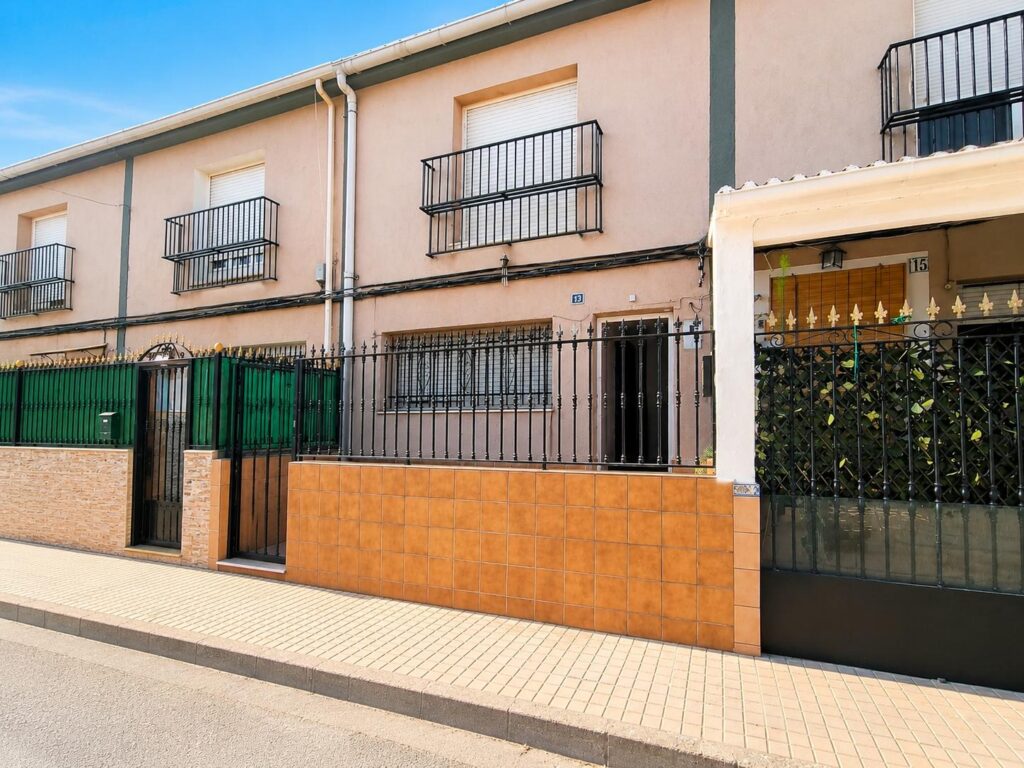 Town House w Pinoso - oferta MLSC9170111