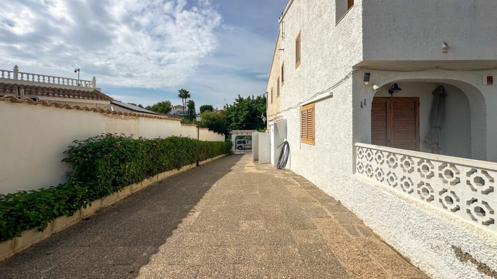 Town House w Playa Flamenca - oferta MLSC2712200