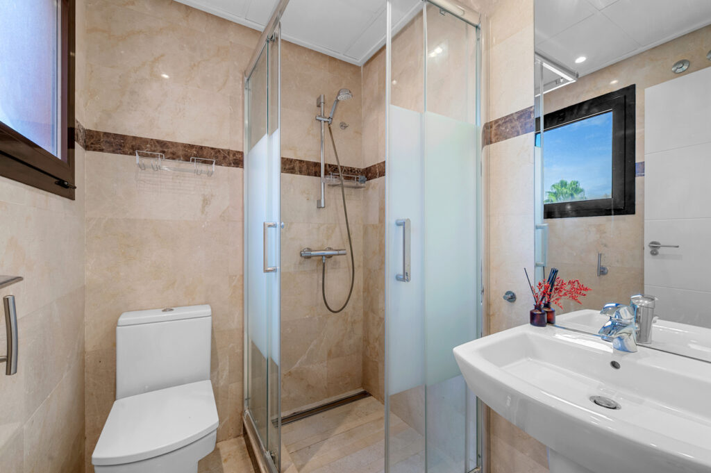 Town House w San Miguel de Salinas - oferta MLSC4680266