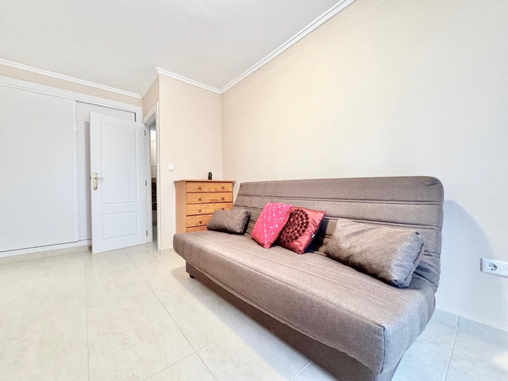 Town House w Torrevieja - oferta MLSC2859298