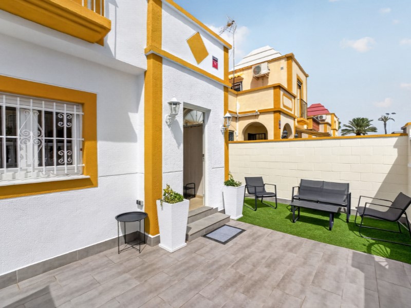 Town House w Torrevieja - oferta MLSC8019036