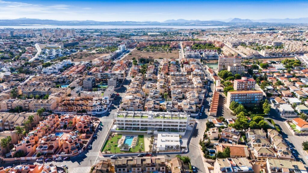 Town House w Torrevieja - oferta N10068