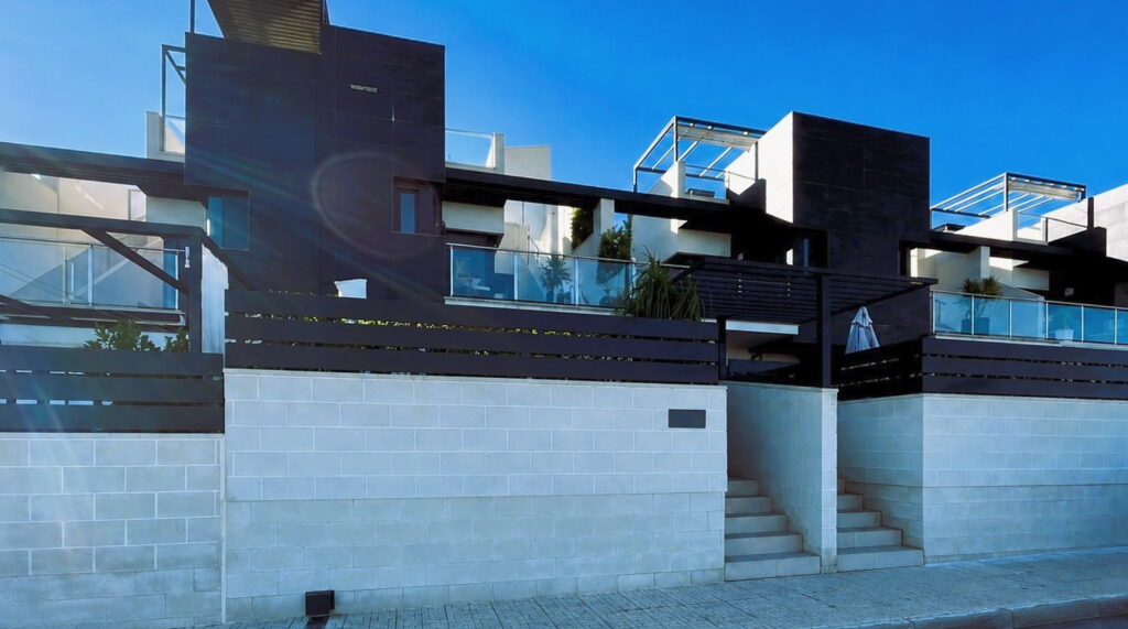 Town House w Villamartin - oferta MLSC3211721