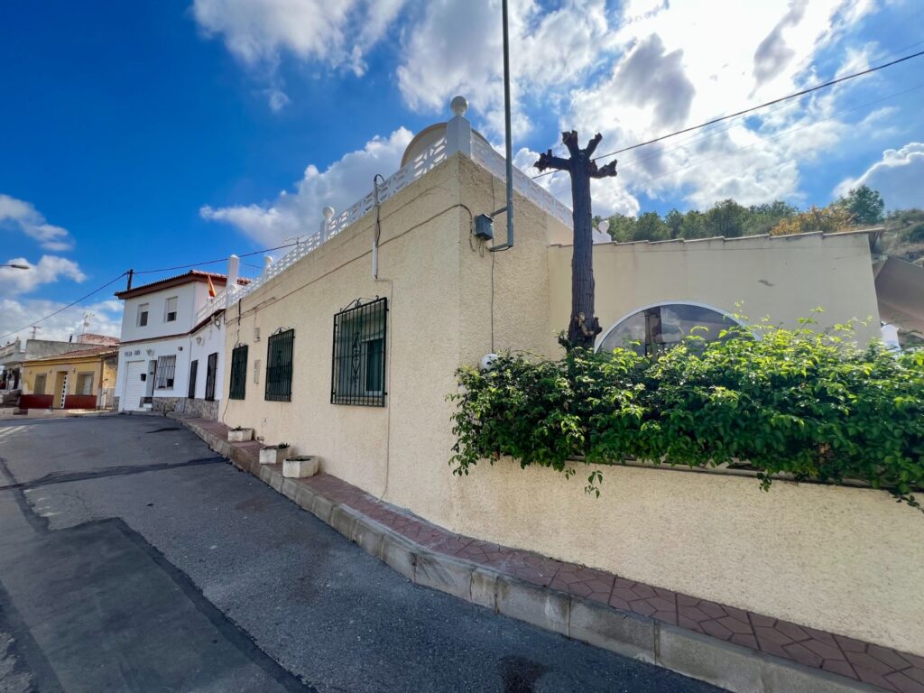 Villa w Benferri - oferta MLSC1975469