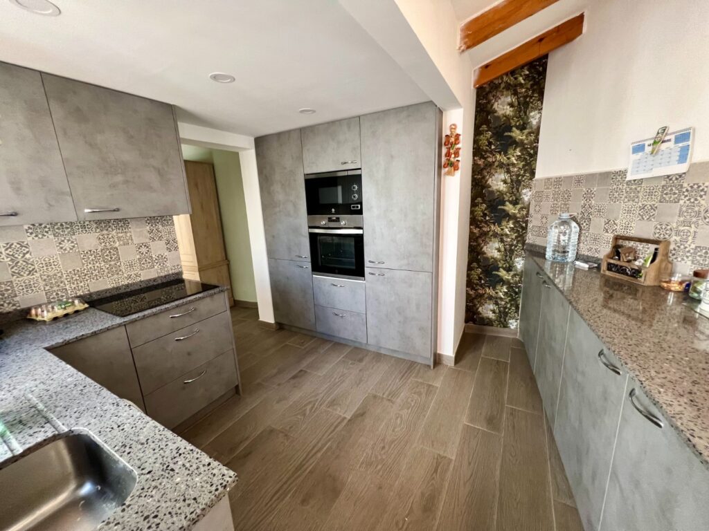 Villa w Benferri - oferta MLSC1975469