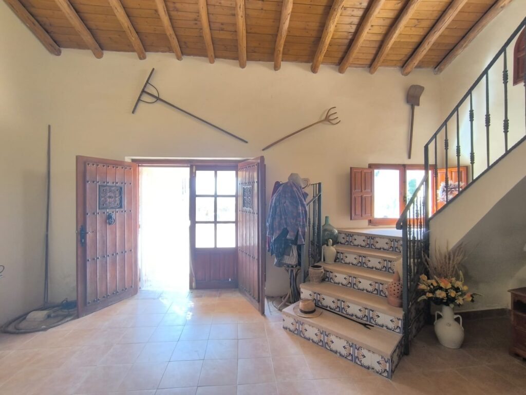 Villa w Chinorlet - oferta MLSC8874505