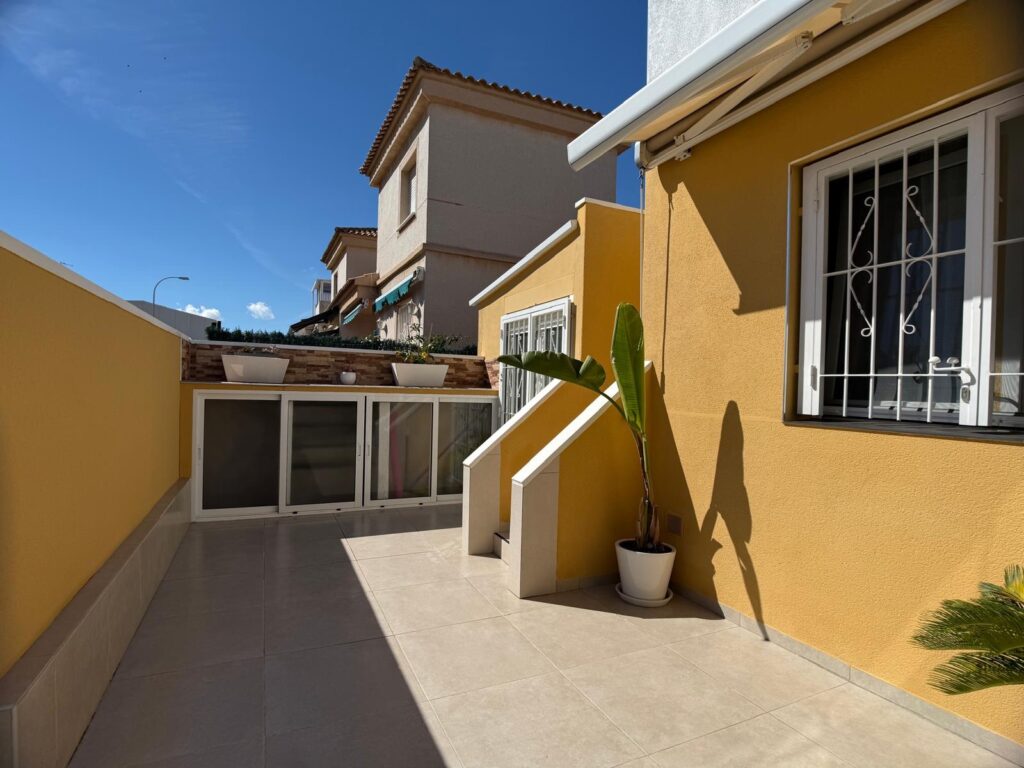 Villa w Orihuela Costa - oferta MLSC3839177