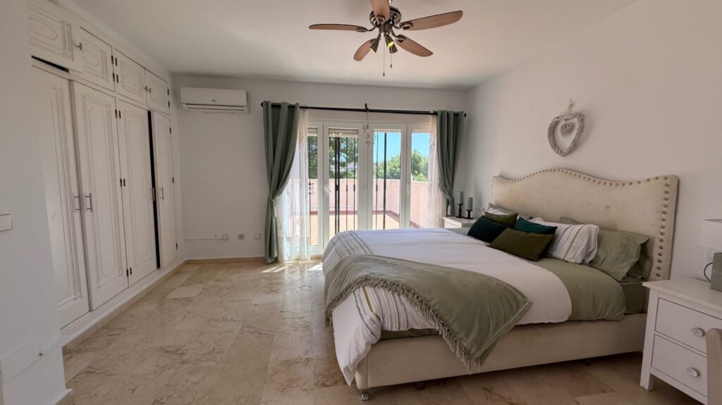 Villa w Orihuela Costa - oferta MLSC6356699