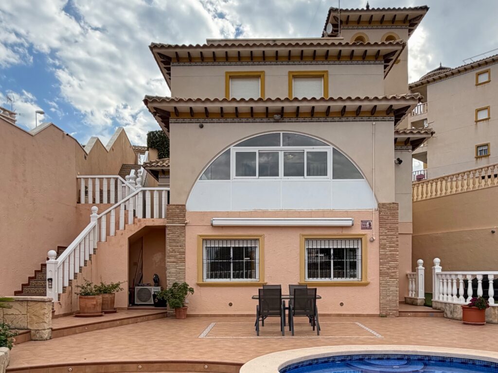 Villa w Orihuela Costa - oferta MLSC6984147