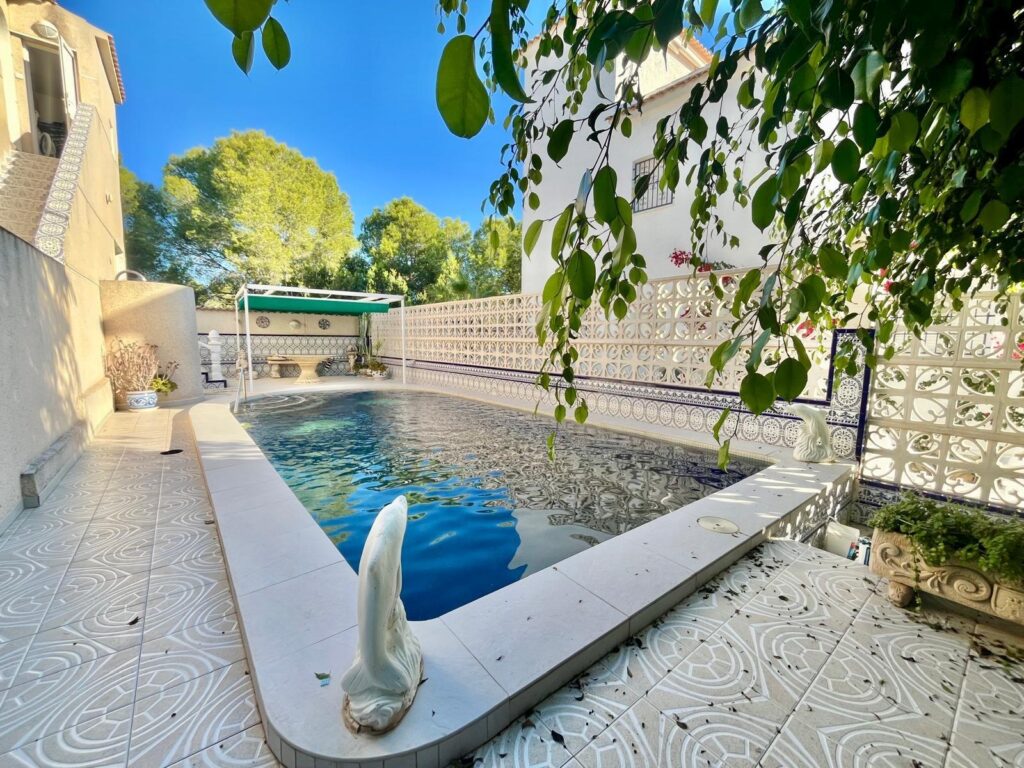 Villa w San Miguel de Salinas - oferta MLSC144210