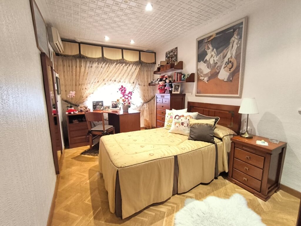 Villa w Sax - oferta MLSC394091