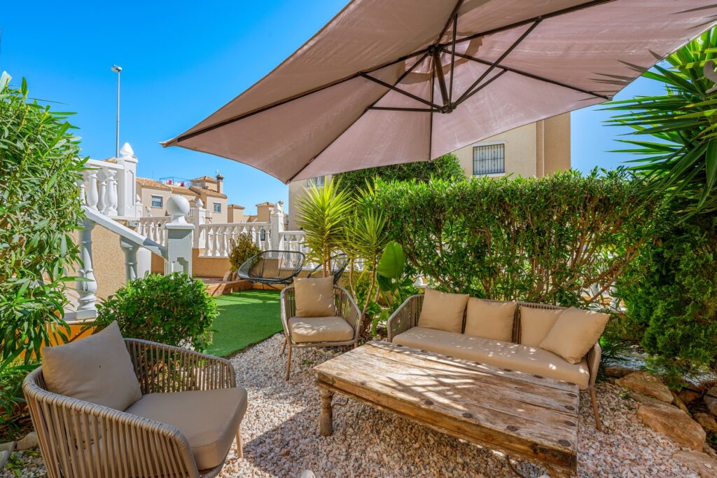 Villa w Villamartin - oferta MLSC5293828