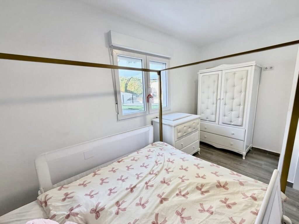 Villa w Villamartin - oferta MLSC5758048