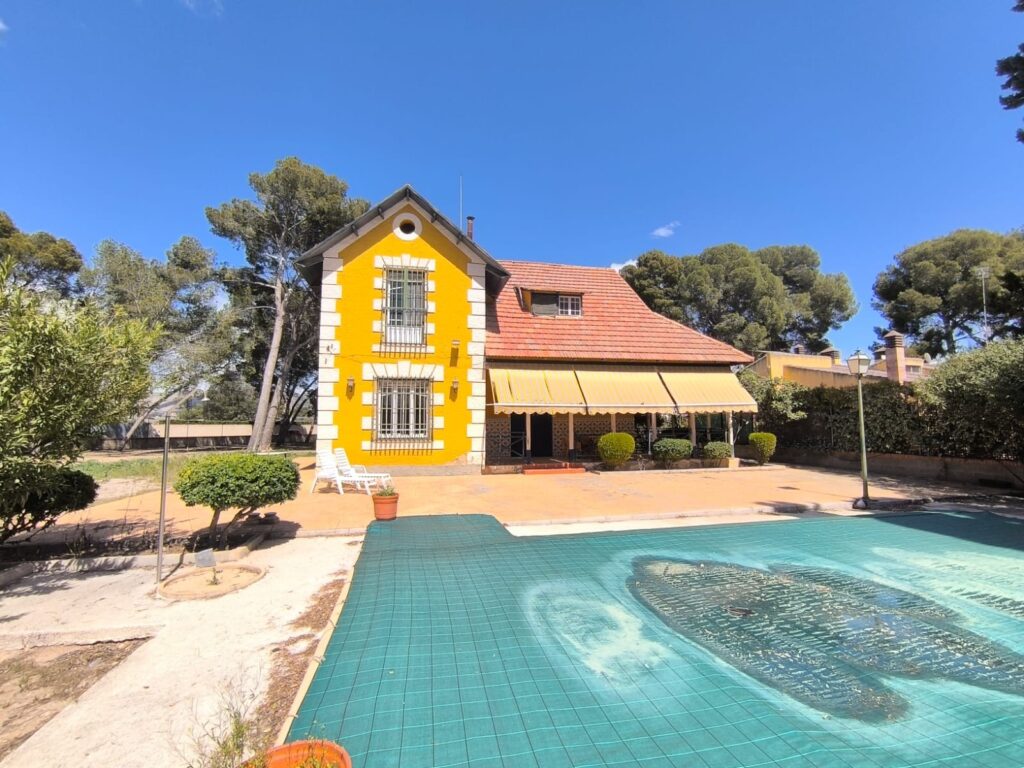 Villa w Yecla - oferta MLSC2668013