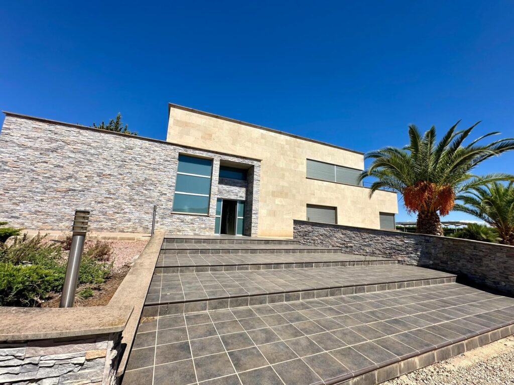 Villa w Yecla - oferta MLSC7630810
